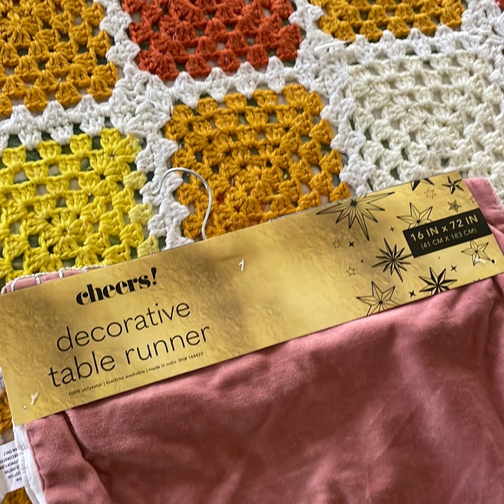 Decorative table runner